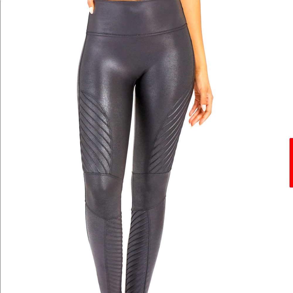 EUC SPANX FAUX LEATHER MOTO LEGGINGS XS